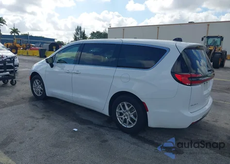 2025 Chrysler Pacifica Select from USA, damaged, VIN 2C4RC1BGXSR511691